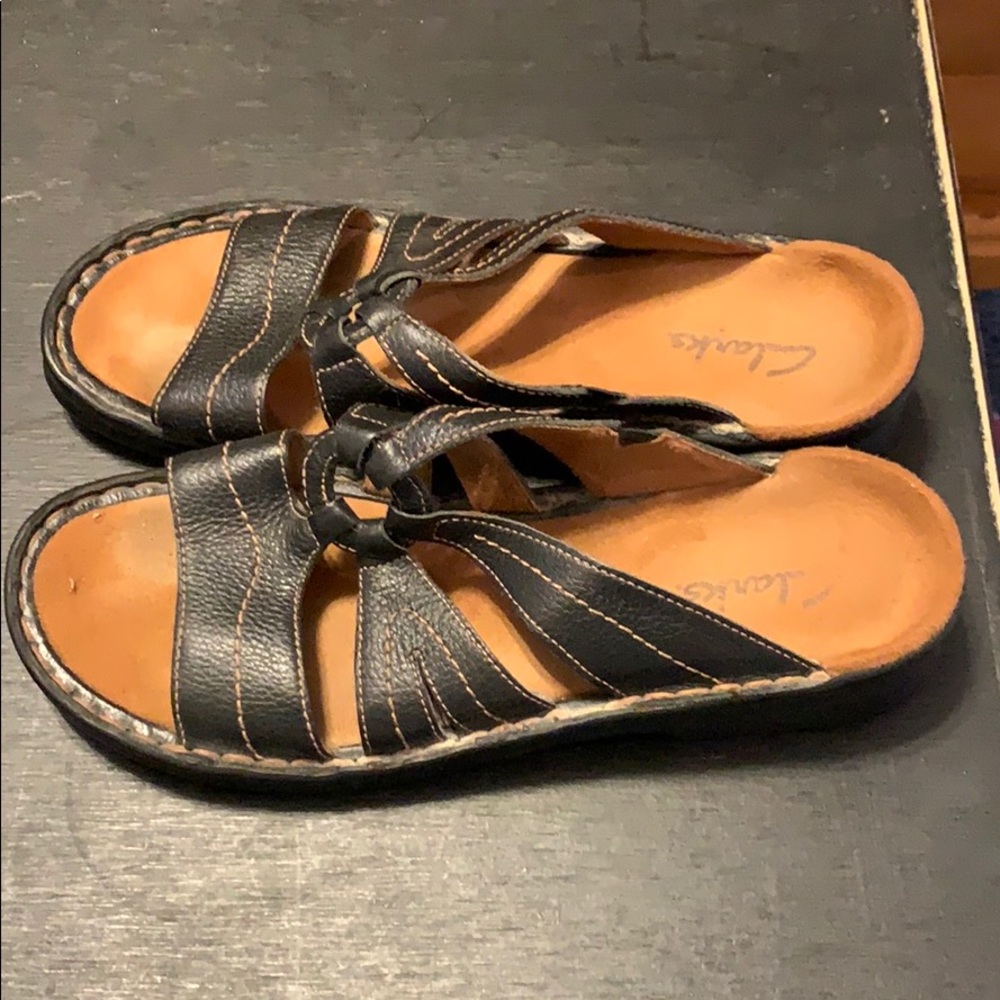 Sandals - Picture 2 of 3